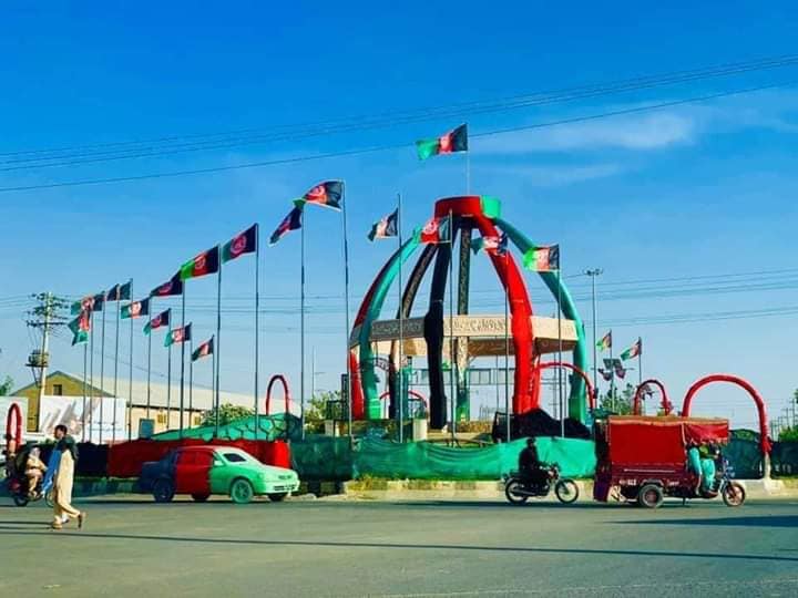 د ولايتونو دکرنې په رياستونو کې د بيرغ دملي ورځې په وياړ انځوريز البوم!