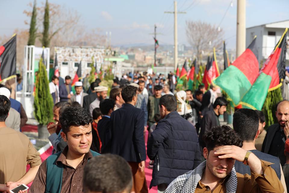 دـخپلواکۍ_جشن_او_دـکرنیزو_محصولاتو_نندارتون