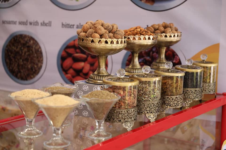 میوه خشک در نمایشگاه هرات!