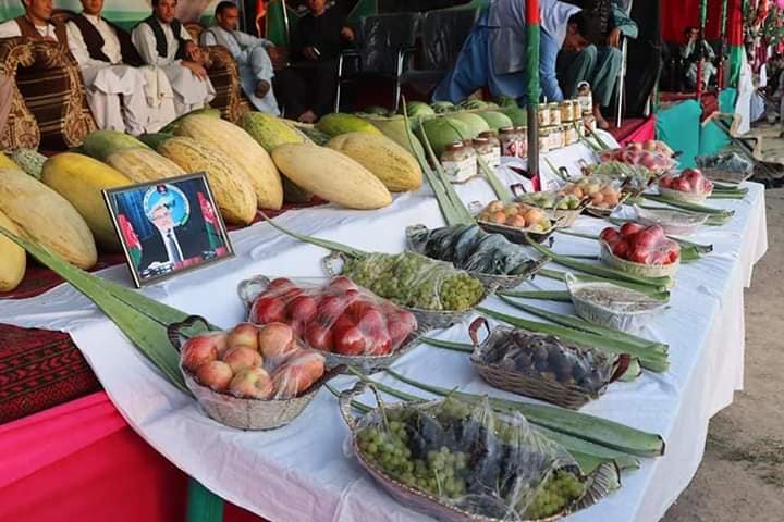 نمایشگاه محصولات زراعتی به مناسبت صدمین سالروز استرداد استقلال کشور در ولایت بادغیس!