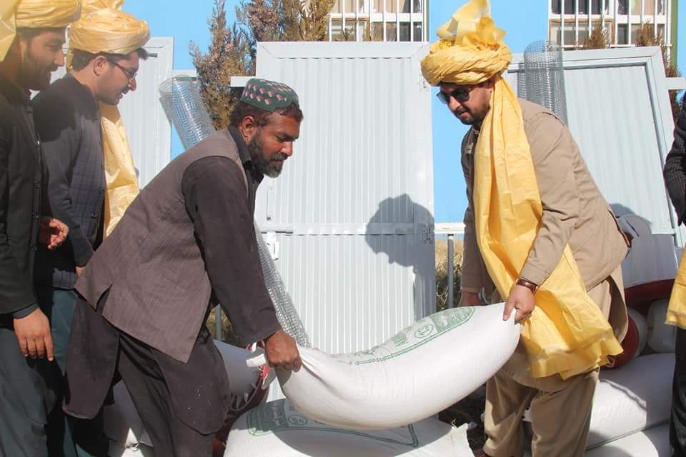 پکتیکا کې پر ۱۰۰۰ بېوزله کورنیو د هګیو چرګانو د وېش لړۍ بشپړ شو