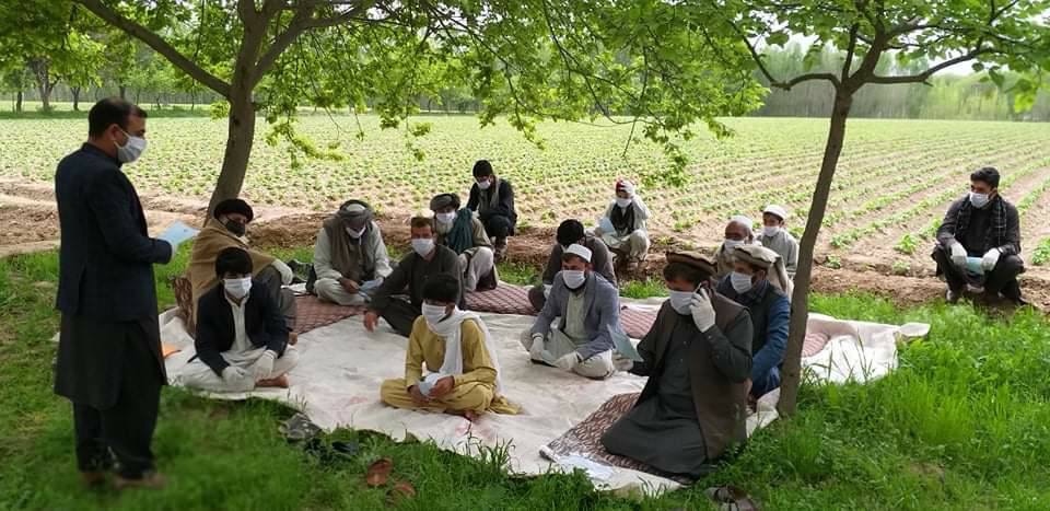 پر کوچیانو څه باندې ۳۳ زره ماسکونه او صابونونه ووېشل شول