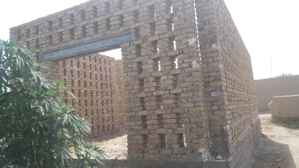 نماهای تازه از جریان کار ساخت کشمش‌خانه‌های پروژه‌ی مدیریت محصولات زراعتی- هلمند