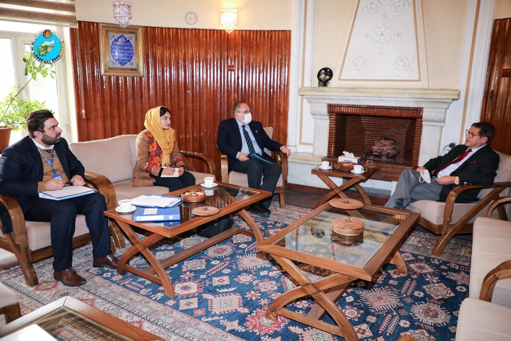 Acting Minister of Agriculture meet with the Director of the United Nations Development Program in Afghanistan; Emphasis on reform in UNDP-sponsored projects