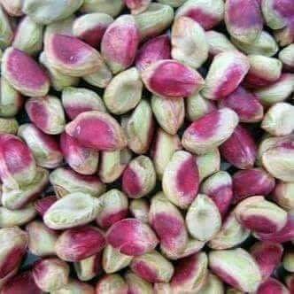 به روایت تصویر بادغیس، بیش‌ترین پسته‌زارها را دارد و بزرگ‌ترین تولیدکننده‌ی پسته در کشور است.