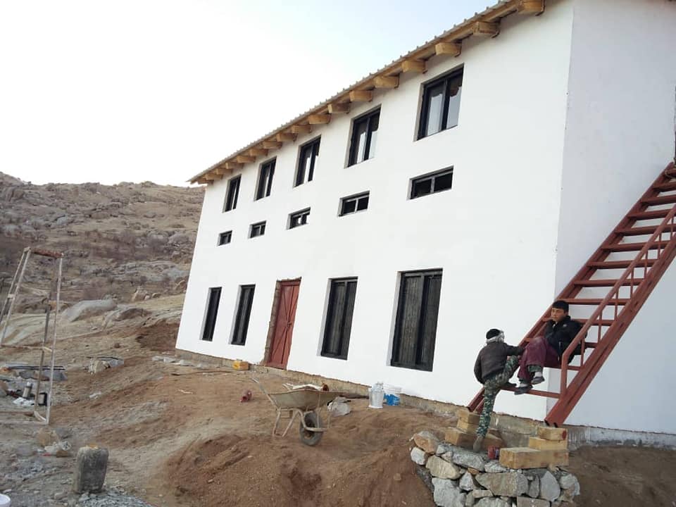 تصاویر یکی از سردخانه‌های صفر انرژی سیب در ولسوالی شهرستان دایکندی