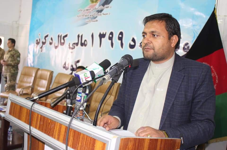 هلمند کې نږدې ۹۳ پراختیايي پروژې پلي شوي دي