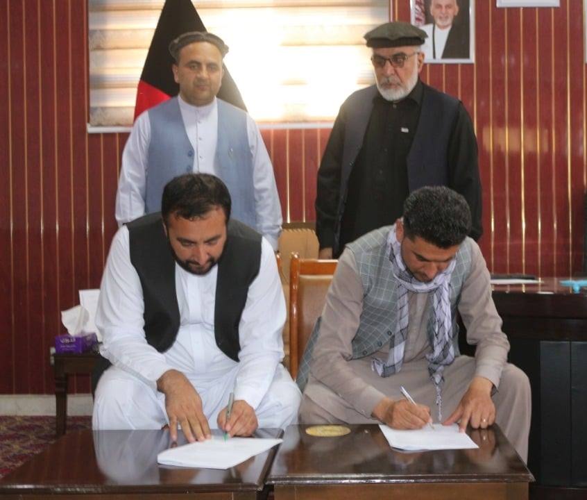 د پکتیا دکرنې، اوبولګولو او مالدارۍ ریاست په دې ولایت کې د ځنغوزیو ځنګلونو د پراختیا او بیارغونې په پار د ۷.۲ میلیونه افغانیو په ارزښت د ځنغوزیو مستقیم کښت لپاره د توکو د پېرلو تړونونه لاسلیک کړل.