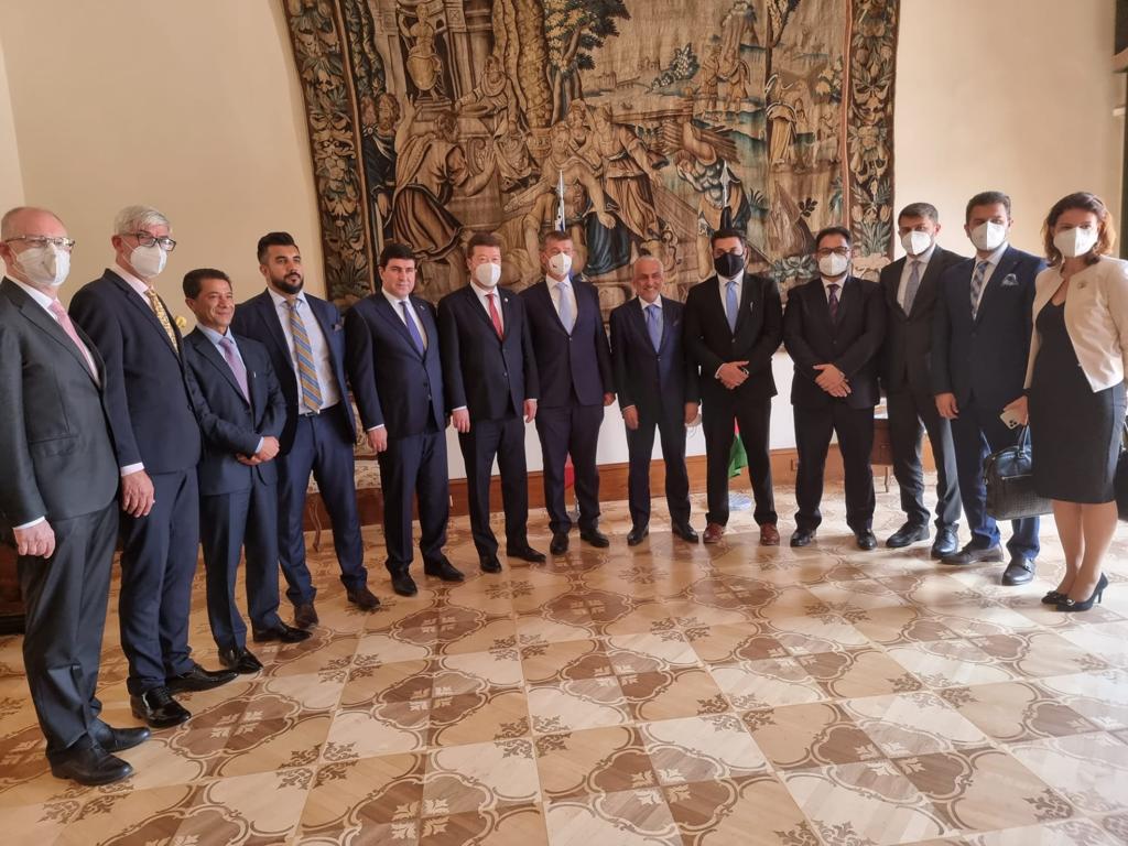 Afghan delegation talks with Czech PM on investing in agriculture and mining sectors