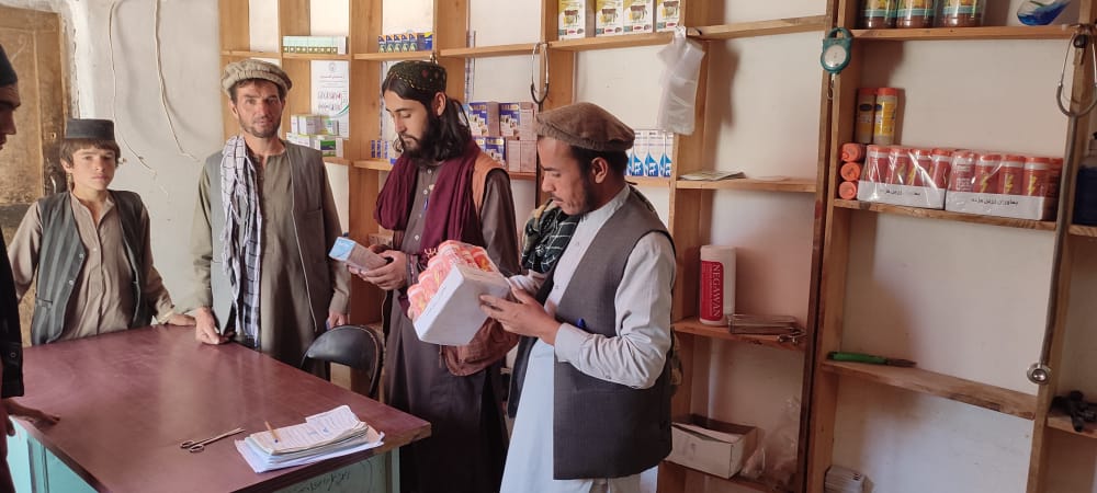 ازادویه فروشی‌های حیوانی ولسوالی جلگه بغلان بررسی و کنترول صورت گرفت