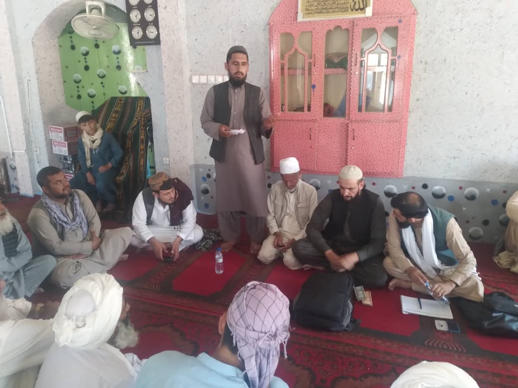 برای ۱۸۰ نفر مالدار در ولسوالی چهاردره ولایت کندز پول نقد توزیع شد