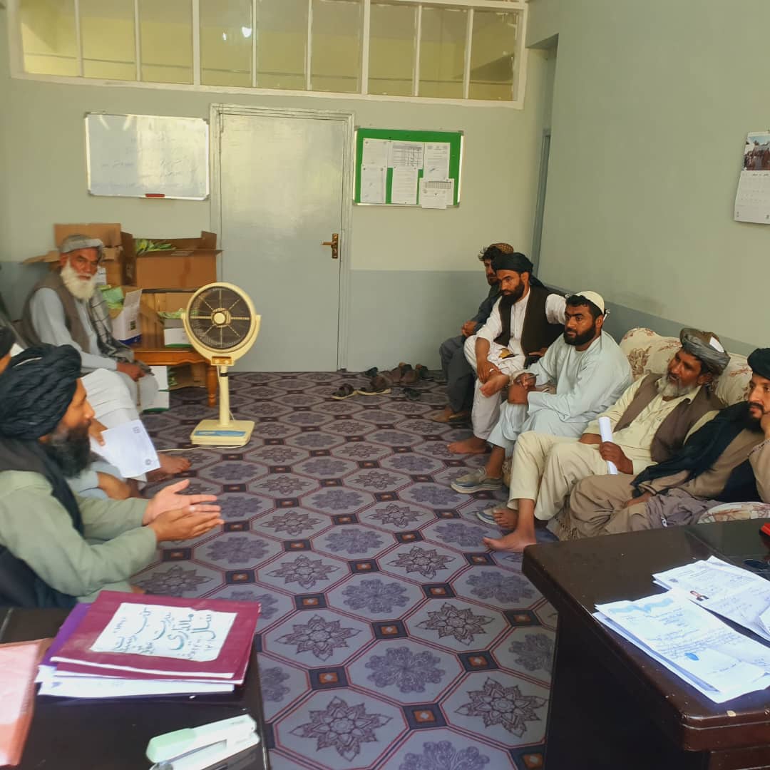 هلمند کې د قصابانو او لبنیاتو ټولنو له غړو سره ناسته وشوه 