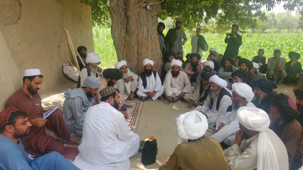 د هلمند موسی کلا ولسوالۍ کې پر ۱۷۰ کسانو نقدې پيسې او کرنيز توکي ووېشل شول