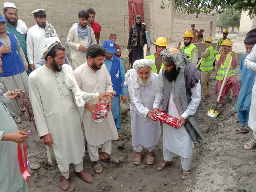 د ننګرهار په چپرهار کې د يو کانال او سربند د جوړولو چارې پيل شوې