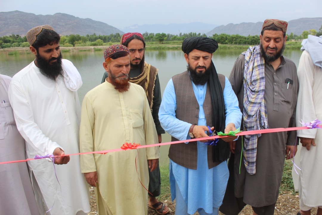 د ننګرهار د کانال رياست:  د اته میلونه افغانیو په لګښت د کبانوحوضونه جوړ او ګټې اختسنې ته وسپارل شول