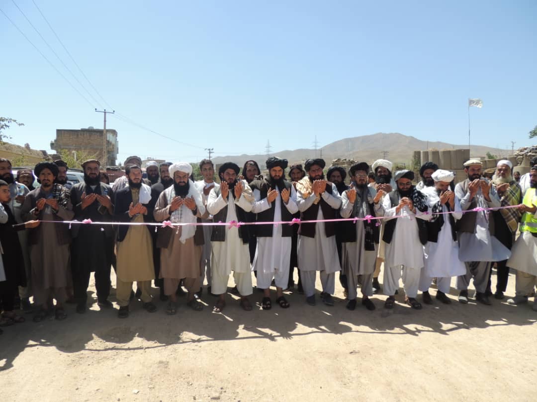 کار کانکریت ریزی دو کلیو متر سرک در شهر پل علم آغاز شد