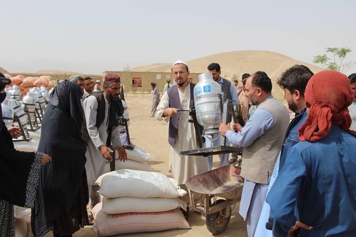 برای ۳۰۰ تن در کندز بسته‌های زراعتی و مالداری توزیع شد 