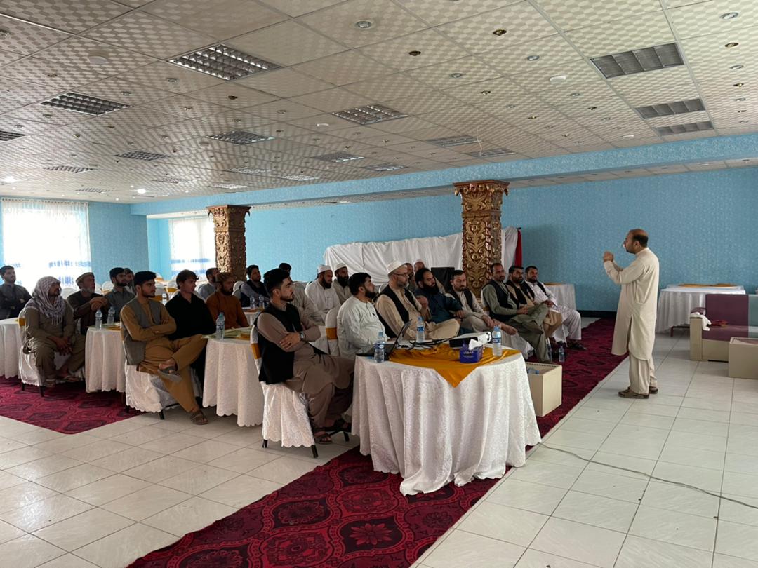 ورکشاپ آموزشی کاشت گلخانه‌ای به شماری از دهقانان کندز برگزار شد