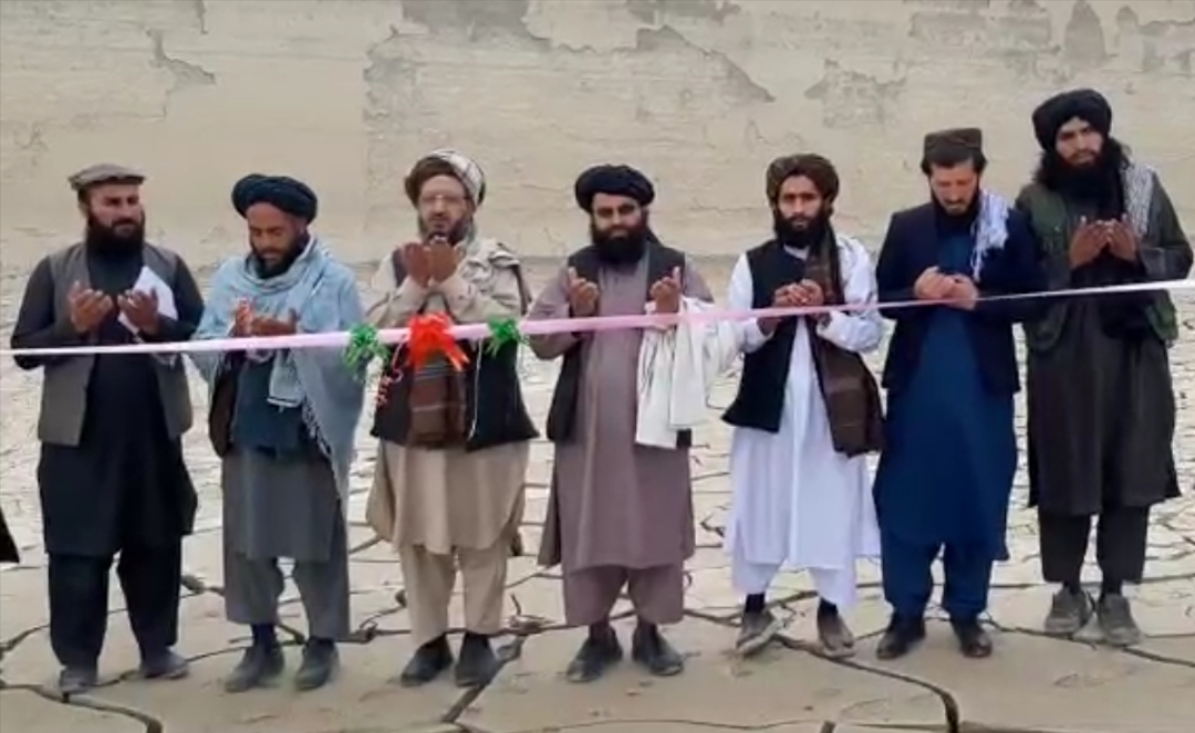 د لوګر محمدآغې ولسوالی کې د سرخ آب بند د پاکونې چارې پیل شوې