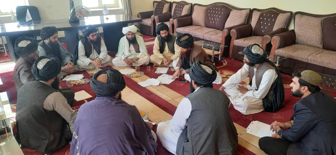 ارزګان کې د اماراتي ځمکو د غصب مخنیوي په موخه ناسته ترسره شوه 