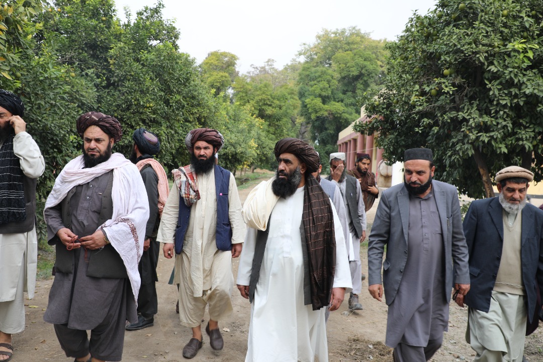 د اوبولګولو او طبیعي سرچینو مرستیال د جلال آباد ښار له فارم  جدید څخه لیدنه وکړه