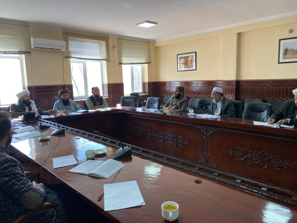 دکرنې وزارت د قوانینو د بیاکتنې غونډه دائره شوه