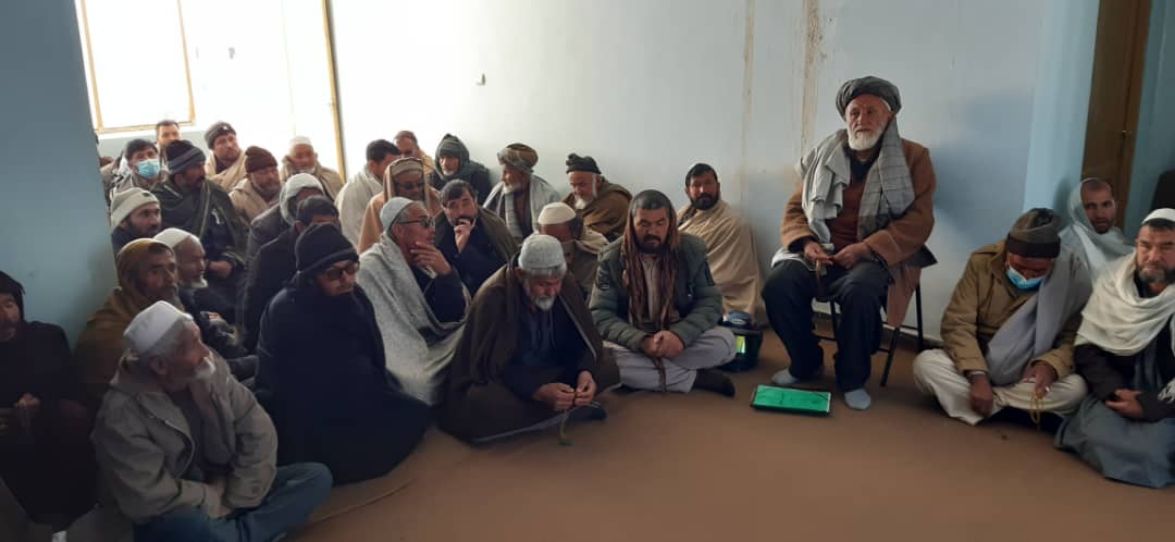 دیدار رییس زراعت دایکندی با باشنده گان شهر نیلی