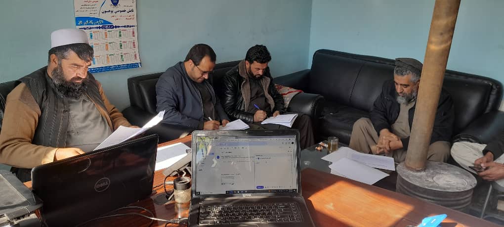 د میدان وردګو ولایت دکرنې ریاست: د سویډن کمېټې فعالیتونه پنځو نورو ولسوالیو ته هم غځېږي