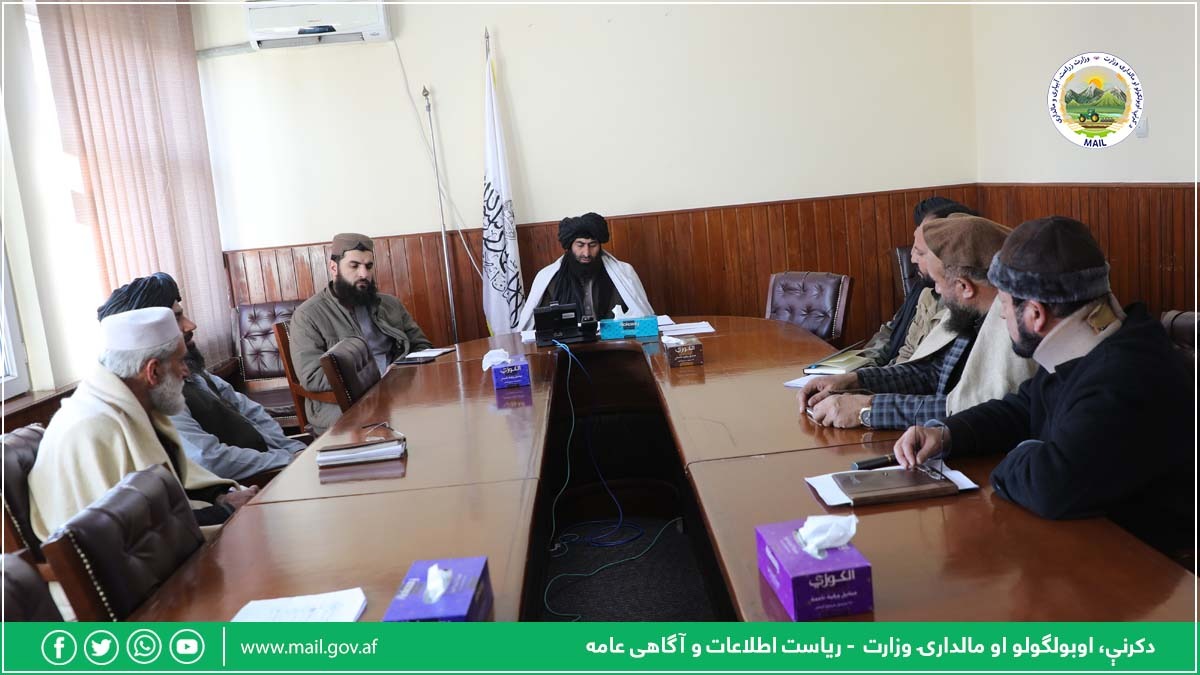 سمنګان ولایت څخه بلخ ولایت ته د پنځه زره جریبه ځمکې د لېږد په پار غونډه دائره شوه