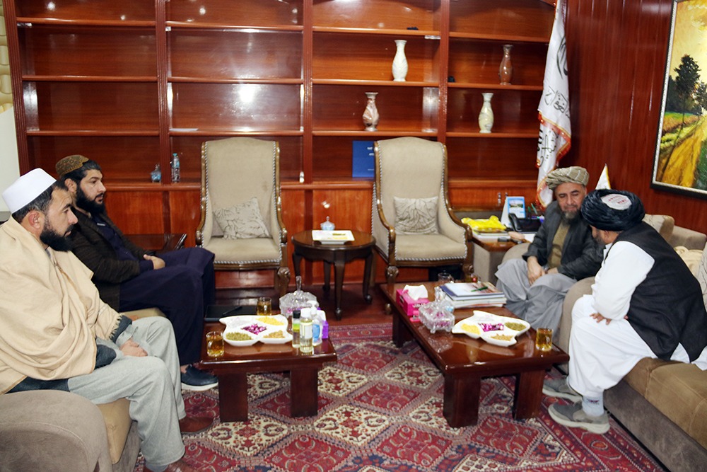 دکرنې وزارت د ځمکو چارو لوی رییس د کابل ولایت د اراضي رییس سره وکتل