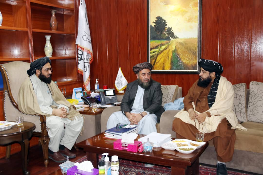 دکرنې وزارت د ځمکو چارو لوی ریاست اداري غونډه دائره شوه