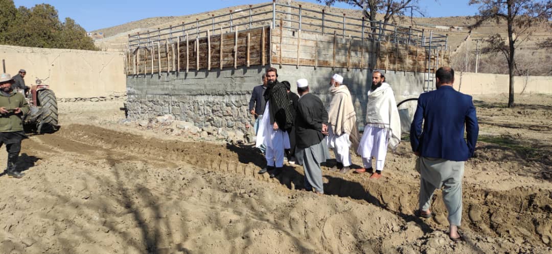 د مالدارۍ څېړنې رییس: ریش خور څېړنیز فارم شاړې ځمکې ابادېږي