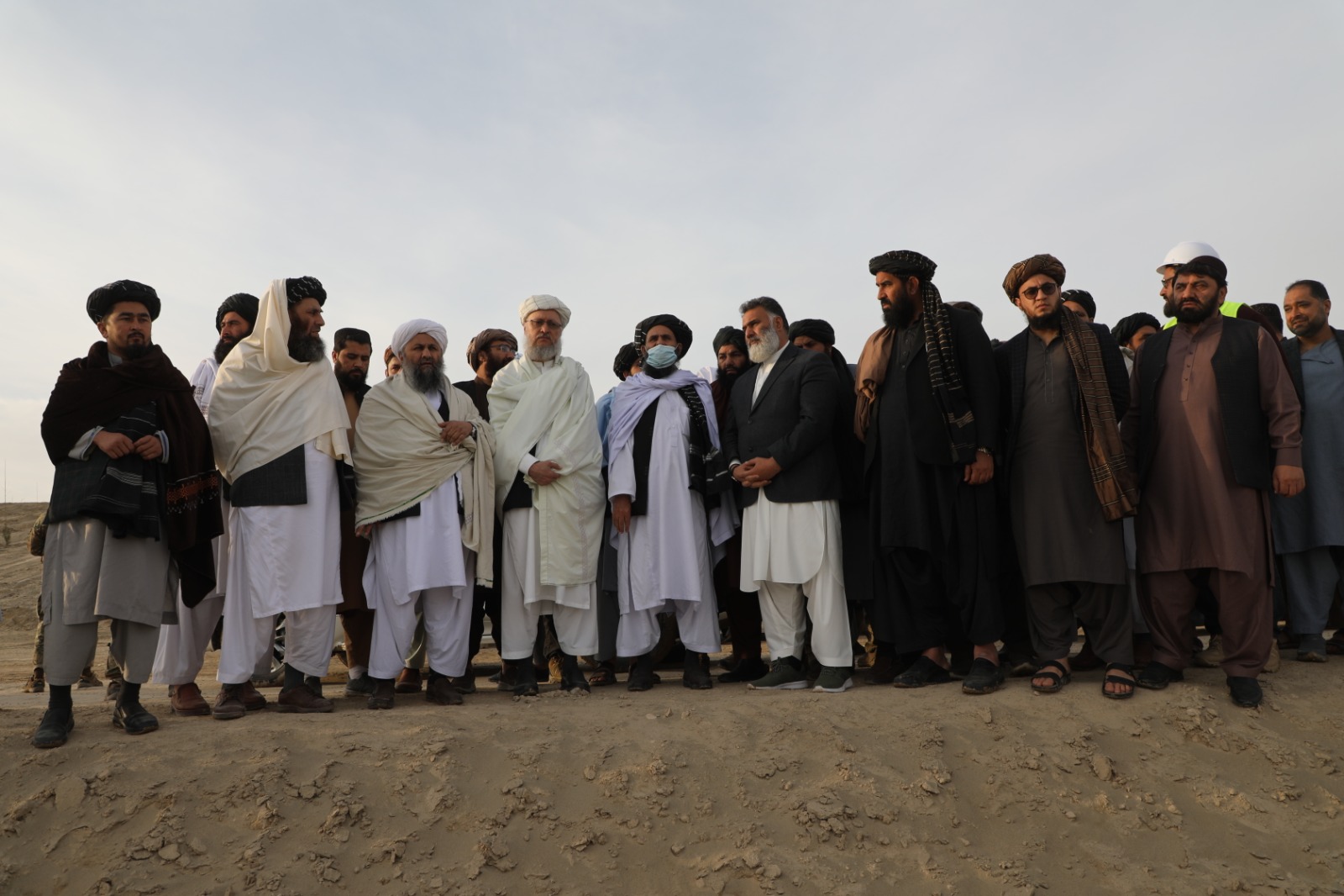 د ا.ا.ا. یو شمېر لوړپوړو چارواکو د قوش تېپې کانال له چارو لیدنه وکړه