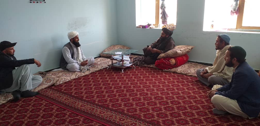 دیدار رییس زراعت دایکندی با مسوول موسسه (CRS) 