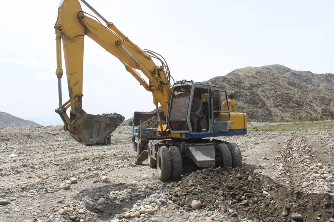 ننګرهار کانال ریاست:د ۳۵۰۰متره محافظتي پولي چارې روانې دي