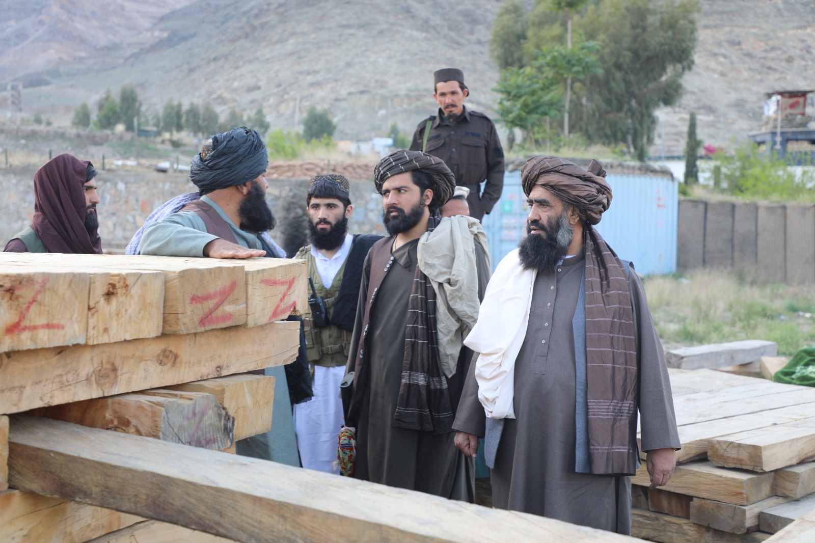 کونړ ته دکرنې وزارت د اوبولګولو او طبیعي سرچینو مرستیال سفر