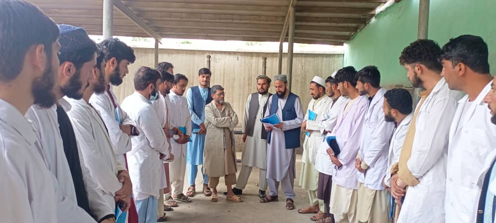 ننګرهار کې دکرنې او وترنرۍ انسټیټوټ یوشمېر زده کړیالان وروزل شول