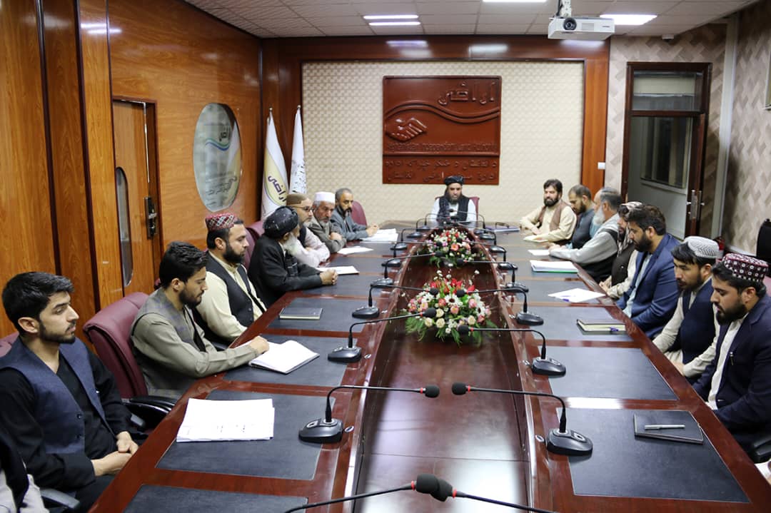 د ځمکو چارو لوی ریاست د اجرائيه برخې له کارکوونکو سره د همغږۍ غونډه