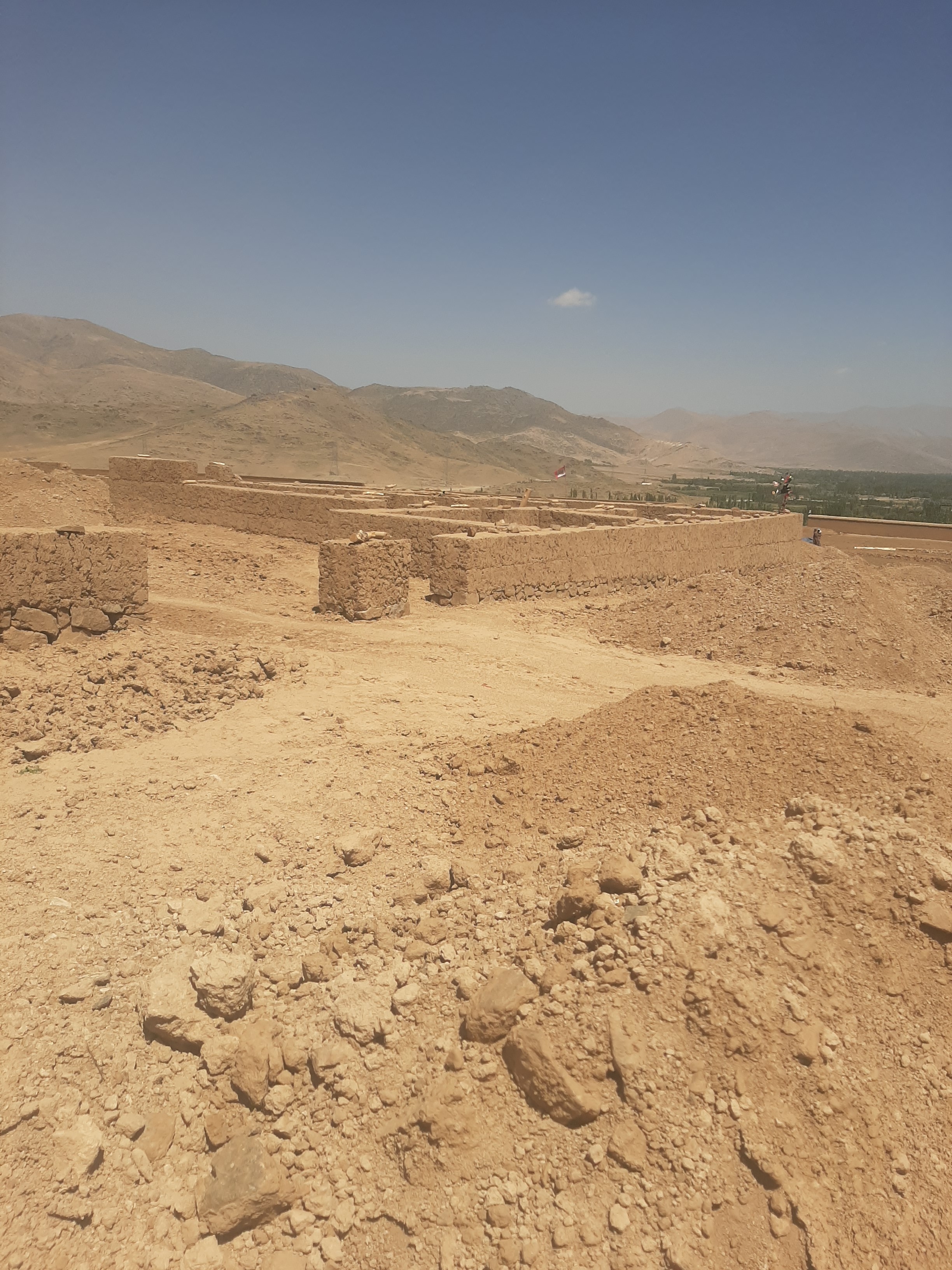 میدان وردګو کې د ځمکې غصب او غصب شويو ځمکو بېرته راکرځولو کمېټې کړنې