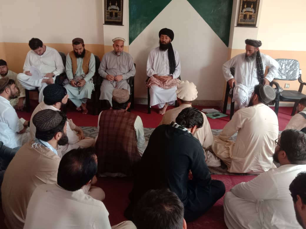 د ننګرهار د کرنې ریاست: د اراضي امرینو او کارکوونکو سره د همغږۍ ناسته ترسره شوه 