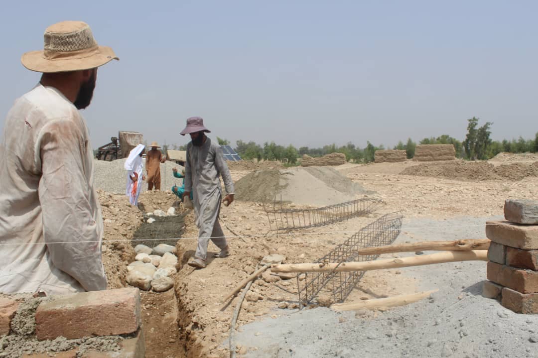 د ننګرهار کانال شرکت کې د چرګانو روزنې فارم جوړېږي