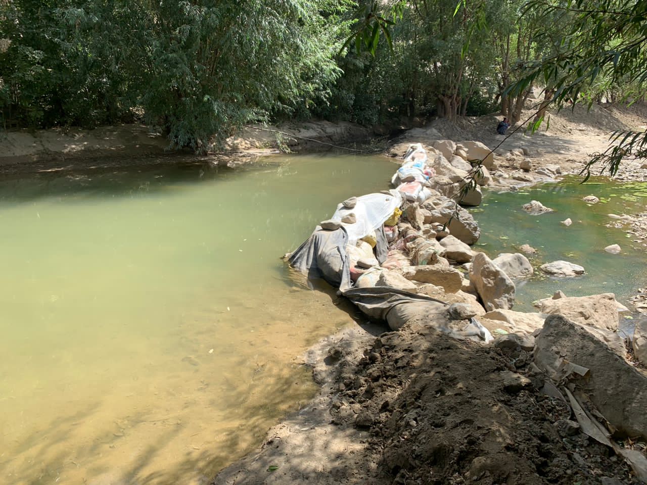 یک سربند در ولسوالی چهار آسیاب ولایت کابل ساخته می‌شود