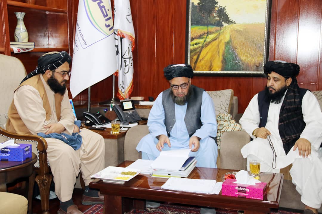 د چارو ښه والي په پار د ځمکو چارو ریاست د مشرتابه غونډه دائره شوه