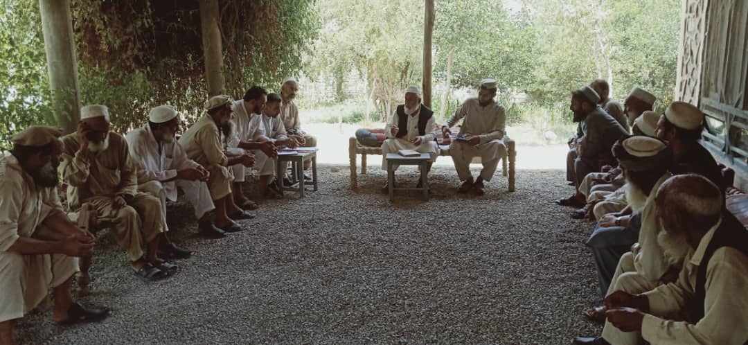د کورنیو اقتصادي پیاوړتیا په پارهڅې؛ ننګرهار کې ۵۳۰ اړمنو کورنیو ته د چرګانو واړه فارمنه جوړېږي
