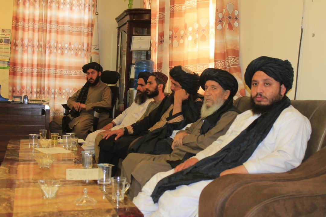 کندهار کې د امارتي ځمکو د غصب مخنیوی او غصب شویو ځمکو د بېرته راګرځولو تخنیکي پلاوی غونډه