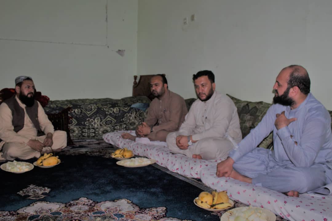 د ننګرهارکانال شرکت رییس د پوهنتون له استادانو سره وکتل