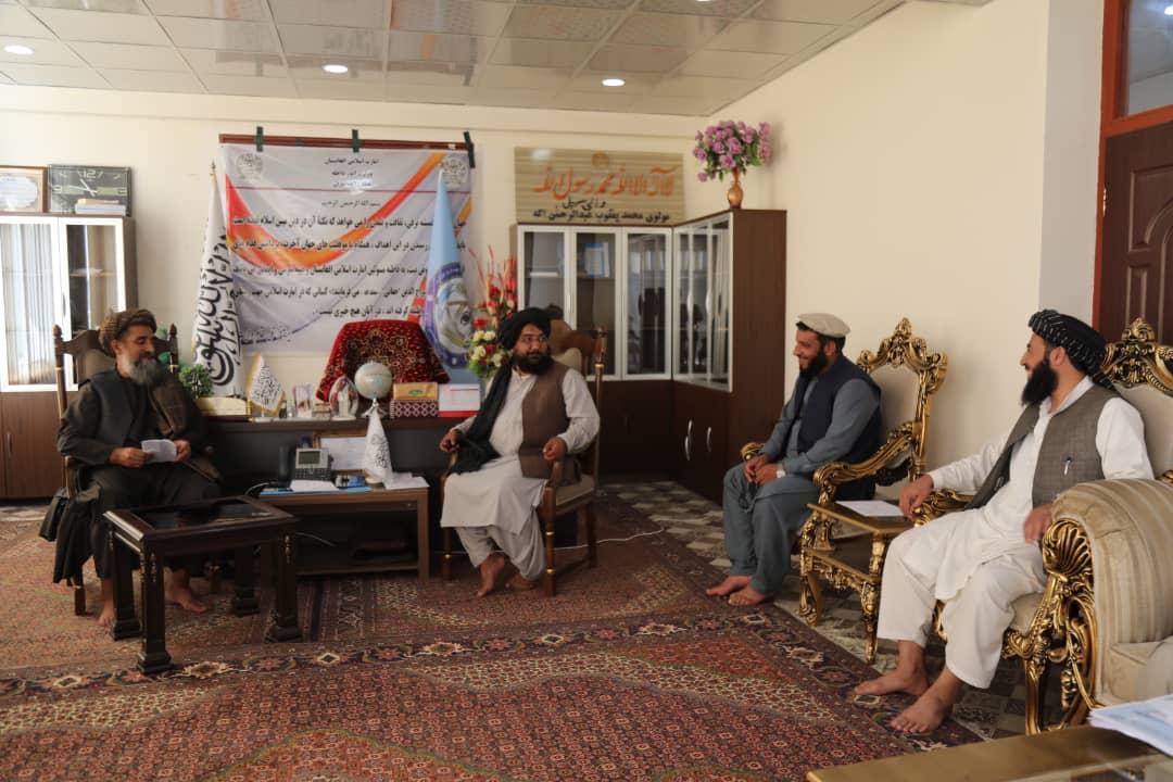 د سرپل له والي سره د کرنې وزارت د پلاوي لیدنه