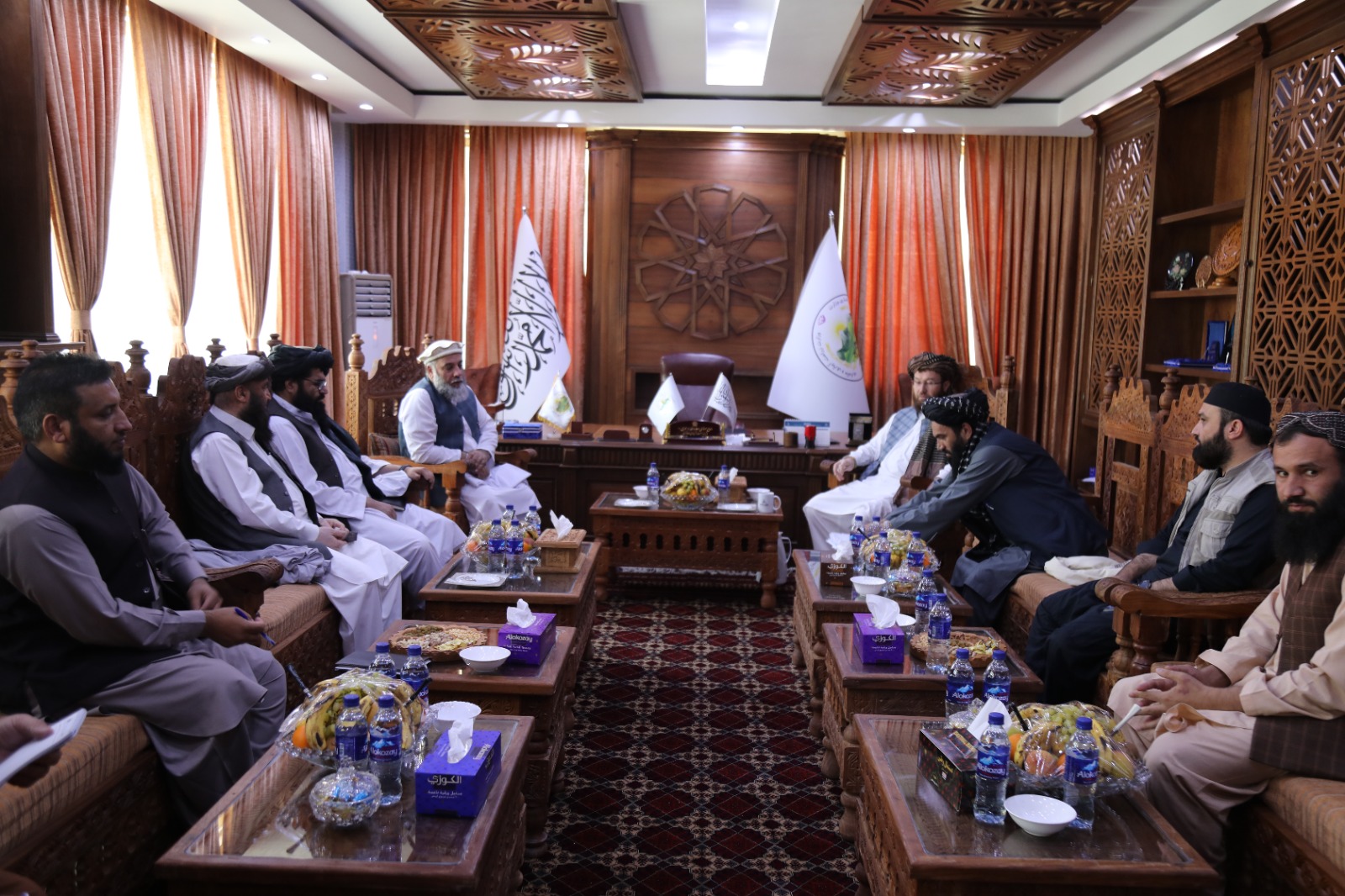 د انجې په صادراتو کې د اسانتیاوو رامنځته کولو په پار غونډه دائره شوه
