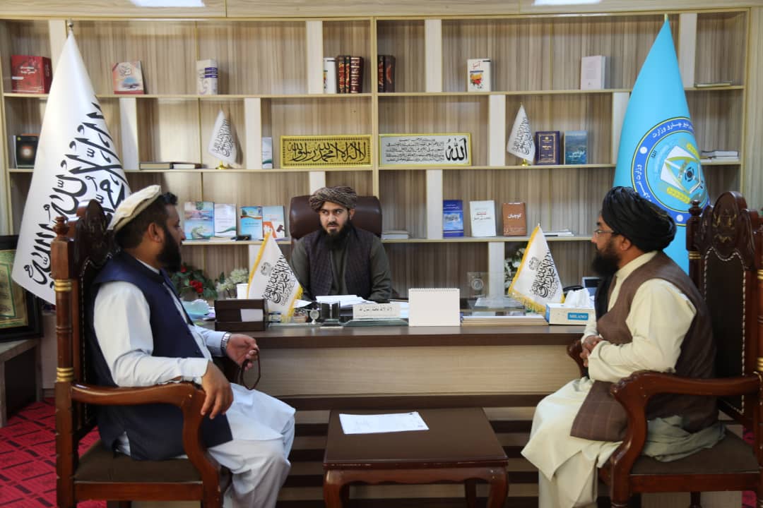 د کرنې وزارت پلاوي د کندوز له مرستیال والي سره وکتل