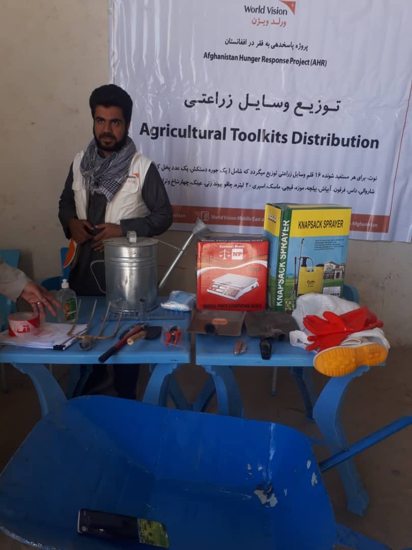 توزیع وسایل زراعتی برای یک هزار نفر در ولایت فاریاب